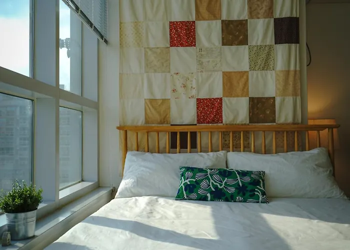 아파트 Tiffany & Jessica House - A High Rise In Korea With The Convenient Transportation, Diverse Shopping Options, And Excellent Access To Popular Attractions