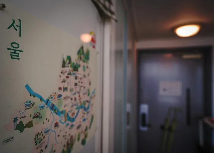 Tiffany & Jessica House - A High Rise In Korea With The Convenient Transportation, Diverse Shopping Options, And Excellent Access To Popular Attractions 아파트 *