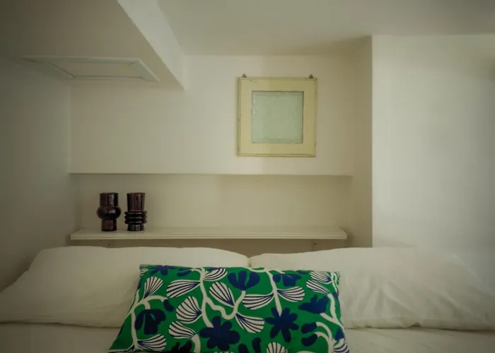 Tiffany & Jessica House - A High Rise In Korea With The Convenient Transportation, Diverse Shopping Options, And Excellent Access To Popular Attractions 아파트 *