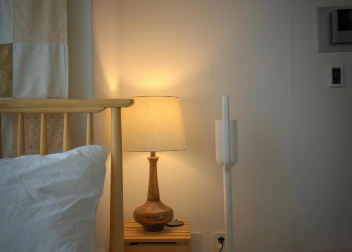 Tiffany & Jessica House - A High Rise In Korea With The Convenient Transportation, Diverse Shopping Options, And Excellent Access To Popular Attractions *